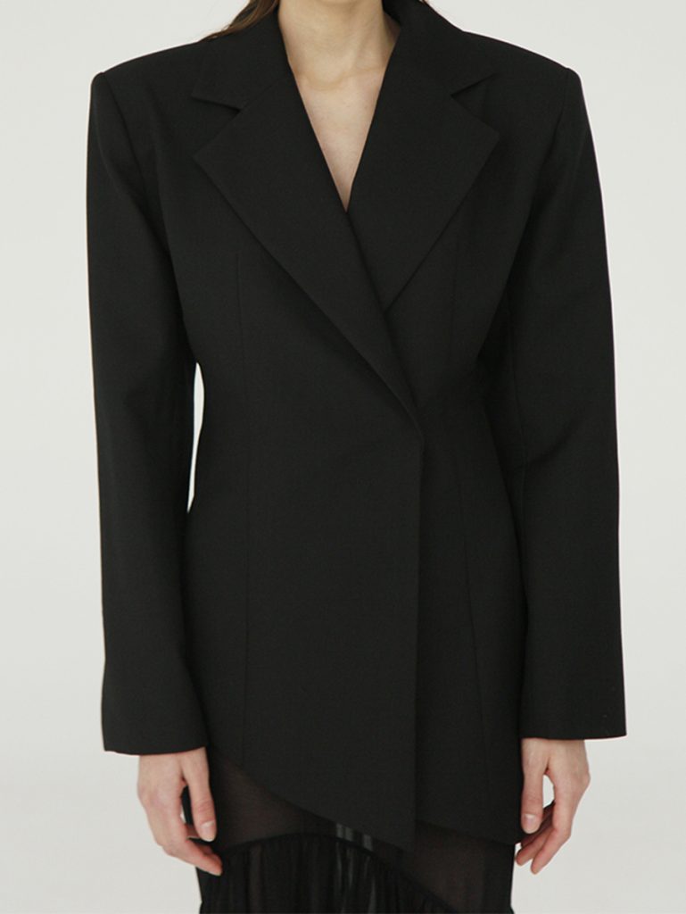 Asymmetric Jacket in Viscose / Black