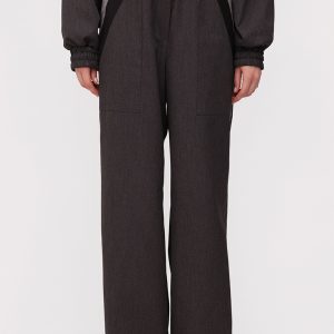 Sporty pants 03