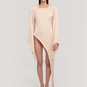 Asymmetric blouse in satin