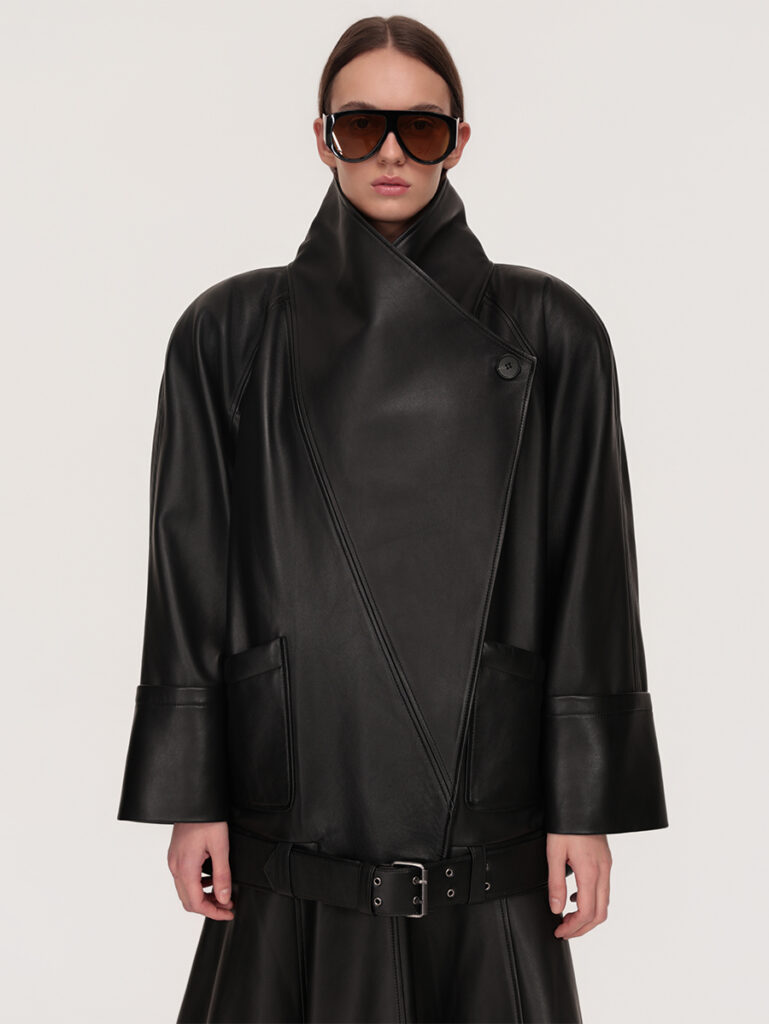 Asymmetric jacket in genuine leather