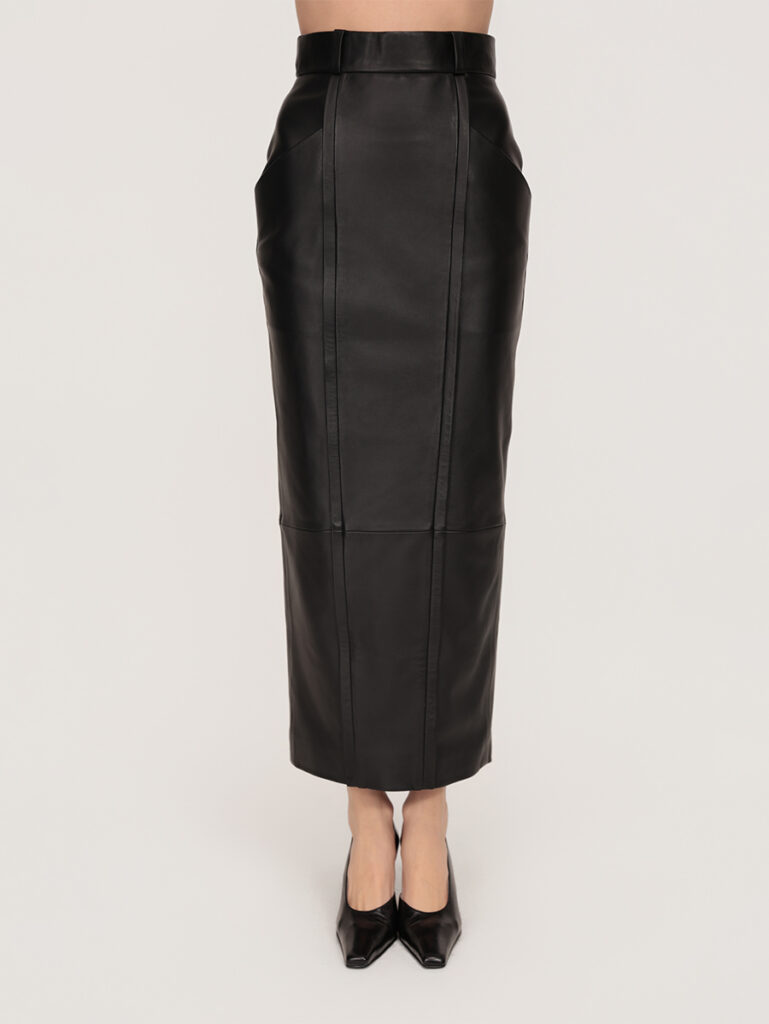 Pencil skirt in genuine leather