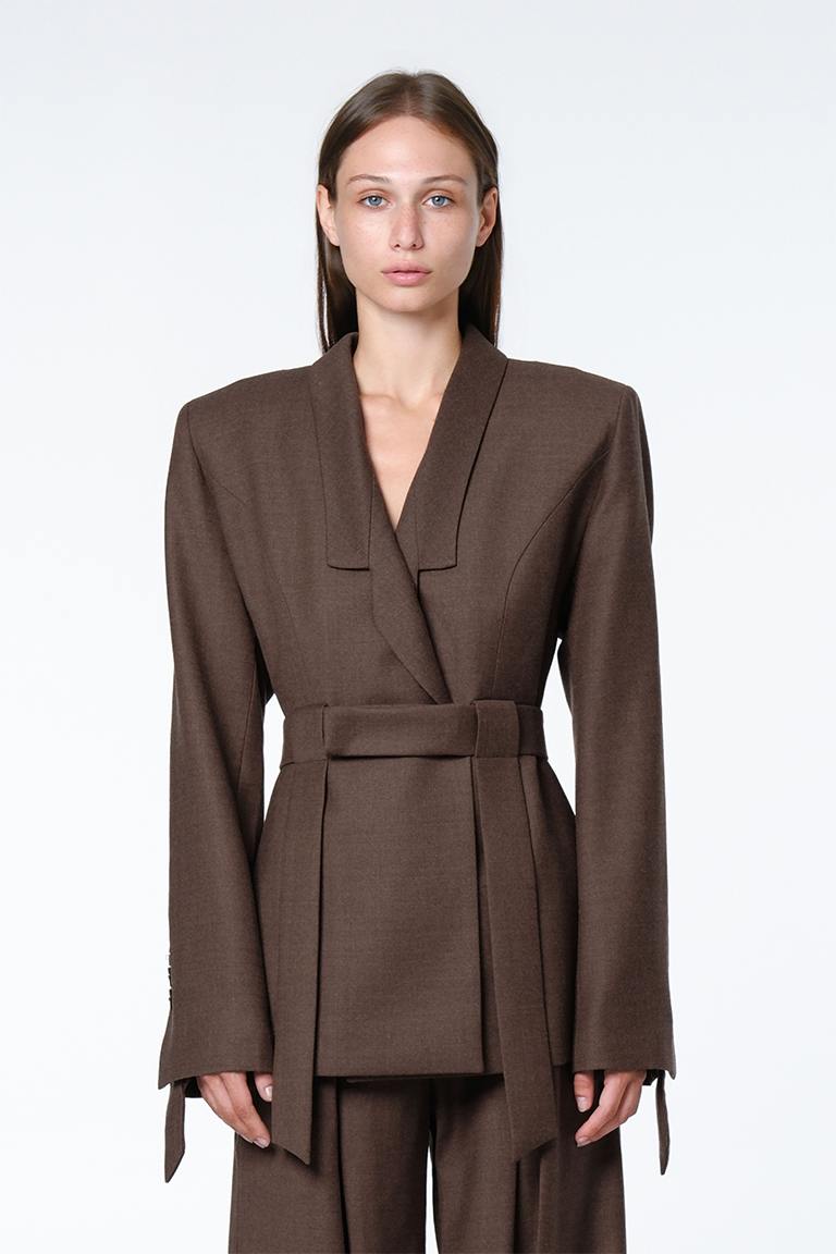 Strapped jacket in wool / brown
