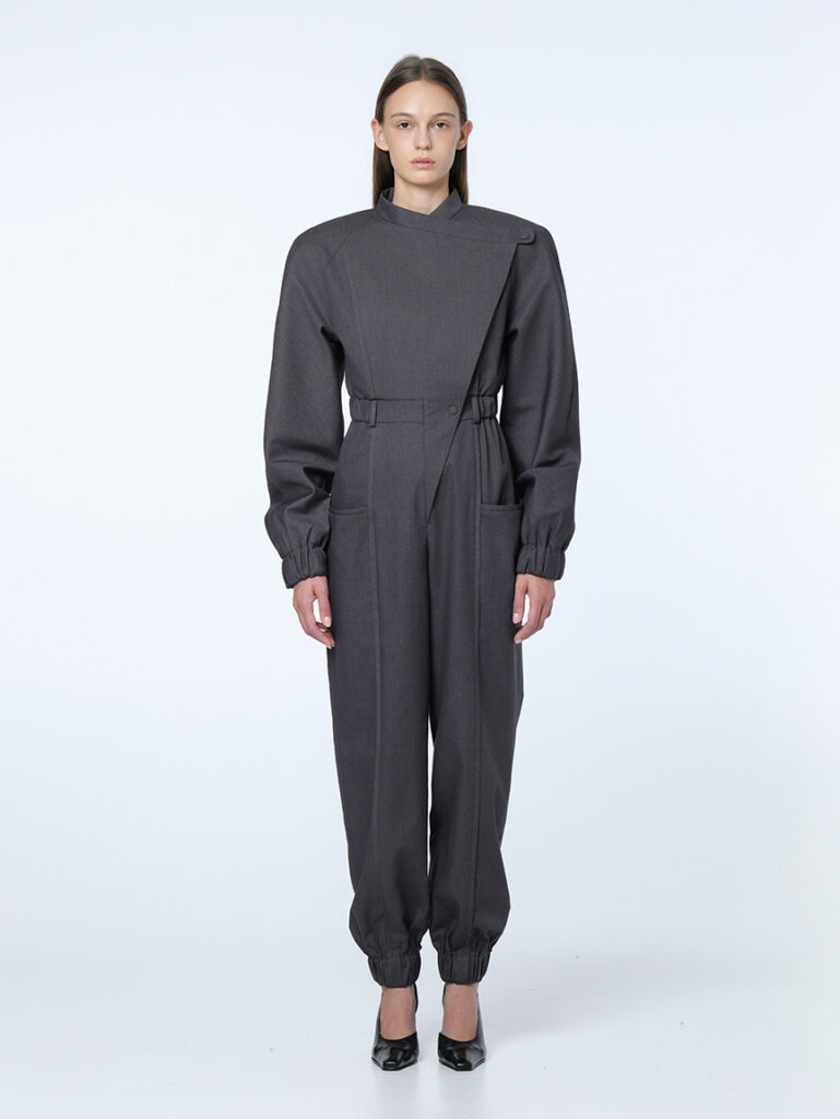 Asymmetric jumpsuit / grey