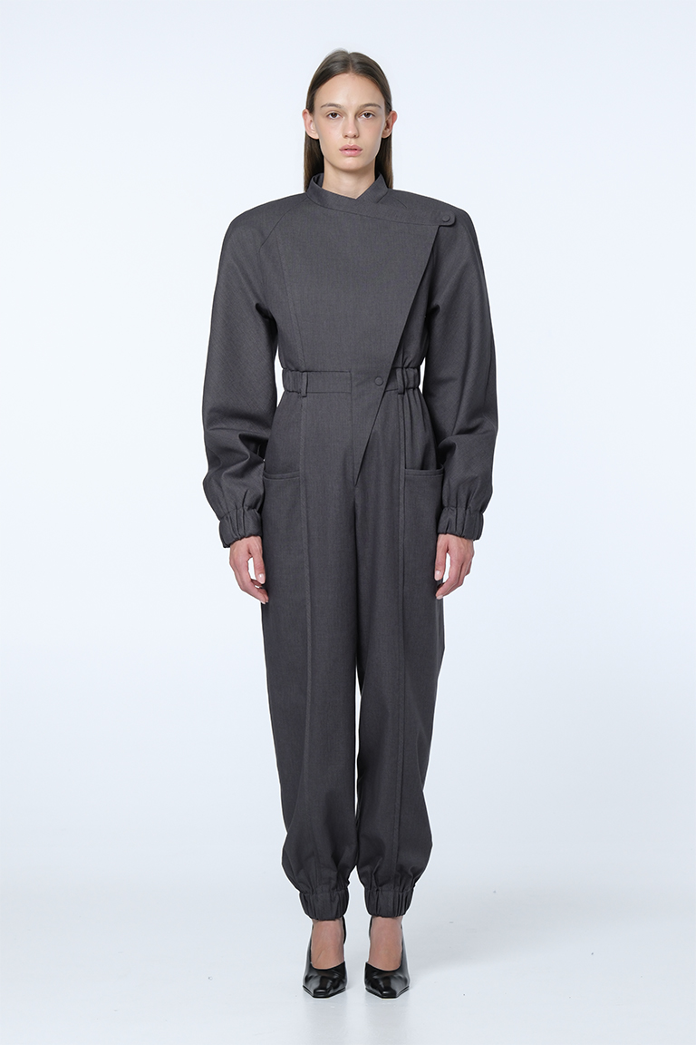 Asymmetric jumpsuit / grey