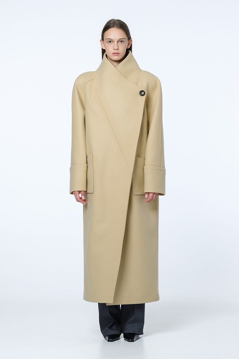 Long asymmetric coat / beige
