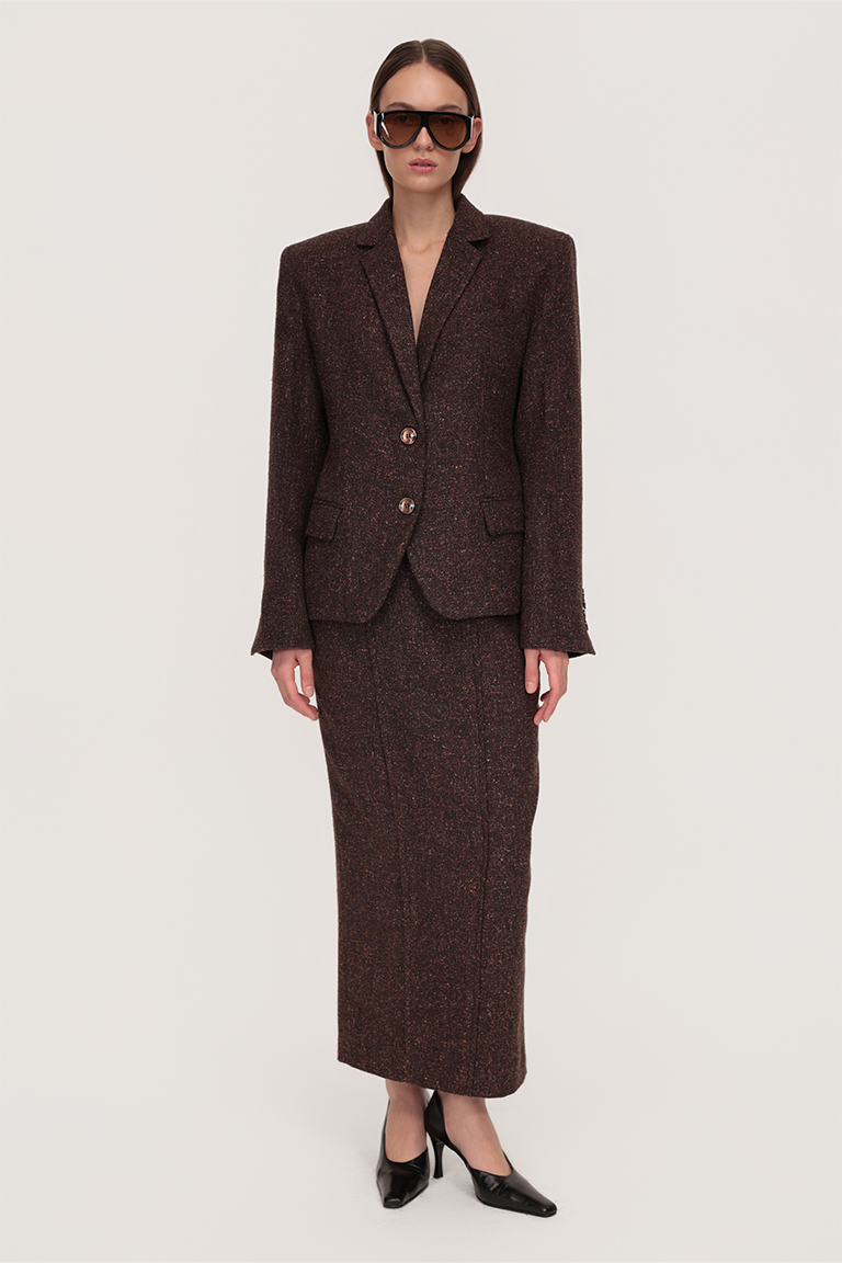 Short jacket & pencil skirt in silky wool