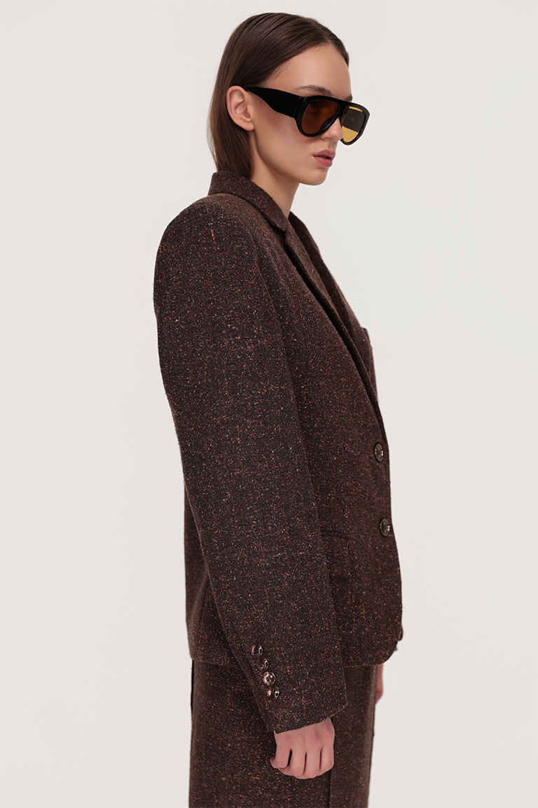 Short jacket & pencil skirt in silky wool
