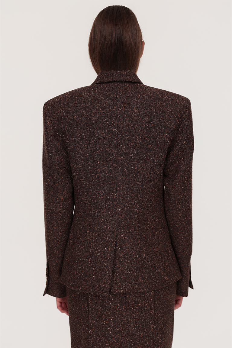 Short jacket & pencil skirt in silky wool